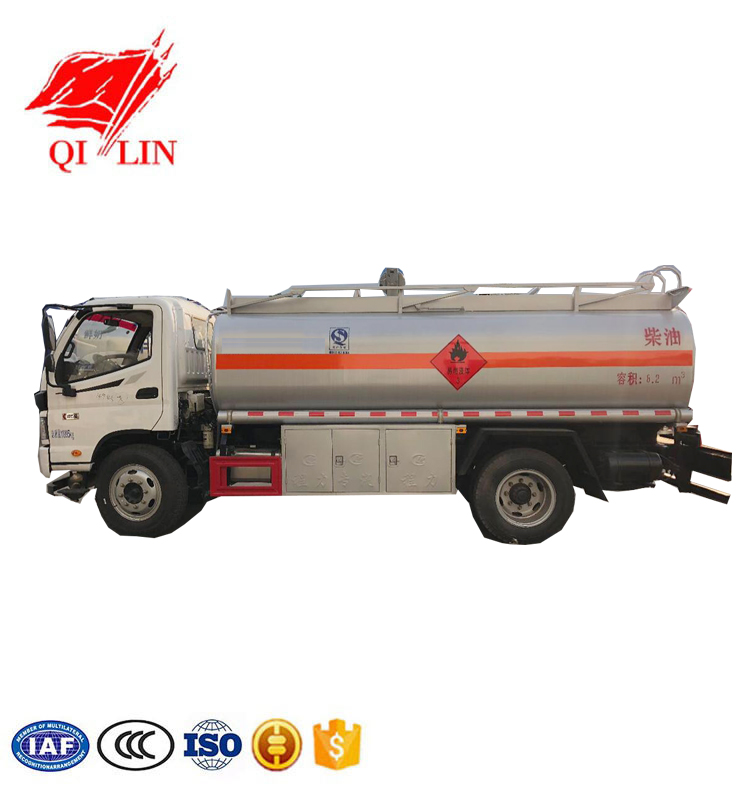 FOTON 4x2 oil tanker truck 8cubic fuel truck for sale