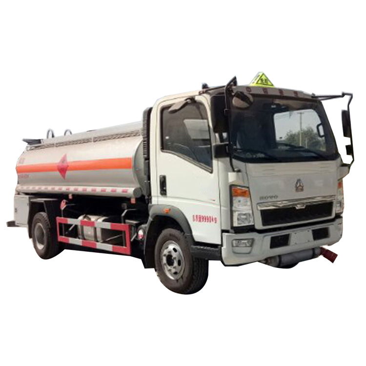 Customized euro5 6 wheels 5cbm fuel oil tank truck with fuel refilling machine for hot sale